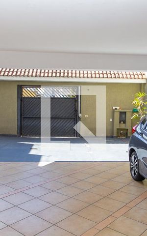 Casa à venda com 600m², 5 quartos e 4 vagasGaragem