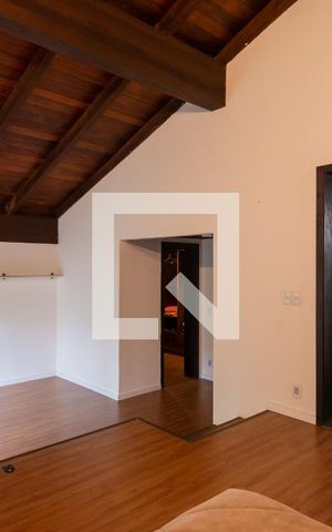 Casa à venda com 2700m², 6 quartos e 2 vagasSuíte 2