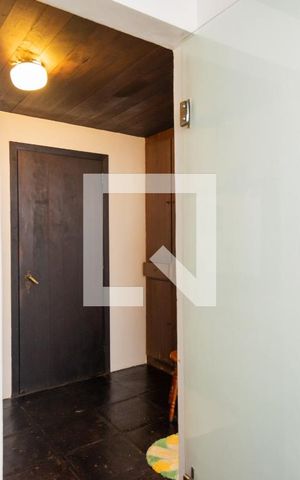 Casa à venda com 2700m², 6 quartos e 2 vagasBanheiro da Suíte 1