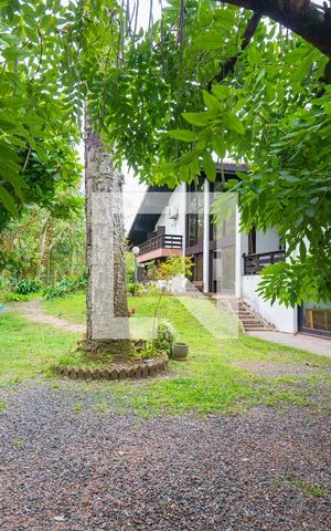 Casa à venda com 2700m², 6 quartos e 2 vagasJardim