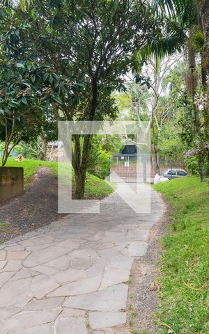 Casa à venda com 2700m², 6 quartos e 2 vagasJardim