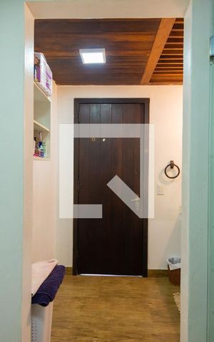 Casa à venda com 2700m², 6 quartos e 2 vagasBanheiro da Suíte 1