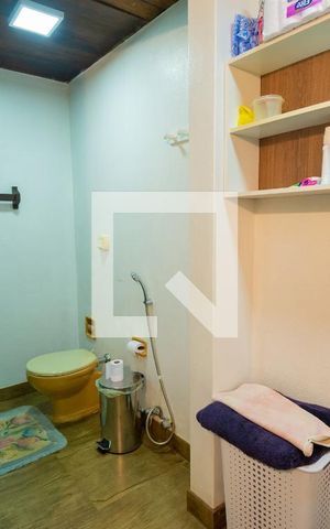 Casa à venda com 2700m², 6 quartos e 2 vagasBanheiro da Suíte 2