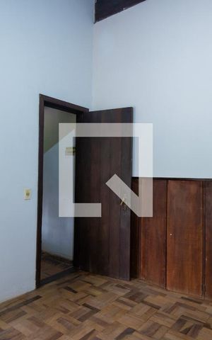 Casa à venda com 2700m², 6 quartos e 2 vagasQuarto 4