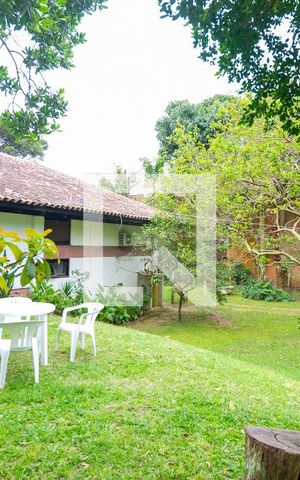 Casa à venda com 2700m², 6 quartos e 2 vagasJardim