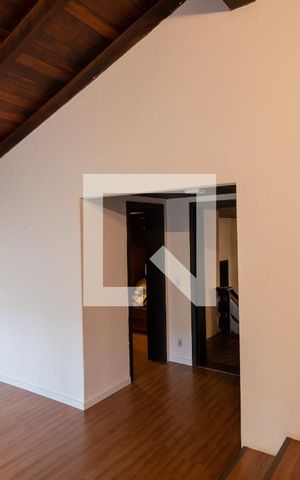 Casa à venda com 2700m², 6 quartos e 2 vagasSuíte 2