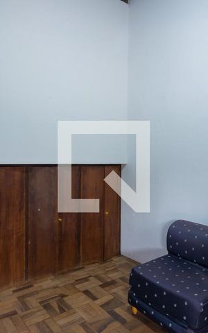 Casa à venda com 2700m², 6 quartos e 2 vagasQuarto 4
