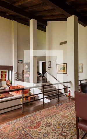 Casa à venda com 2700m², 6 quartos e 2 vagasSala