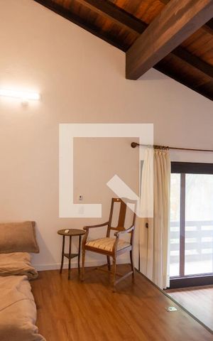 Casa à venda com 2700m², 6 quartos e 2 vagasSuíte 2