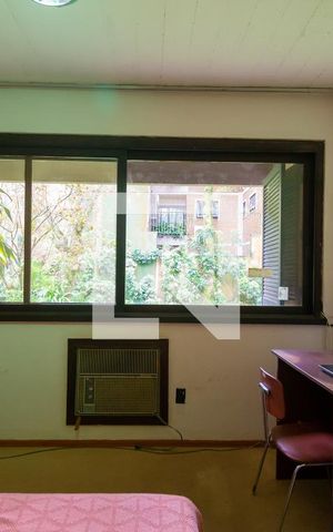 Casa à venda com 2700m², 6 quartos e 2 vagasQuarto 3