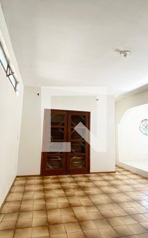 Casa à venda com 269m², 3 quartos e 1 vagaSala