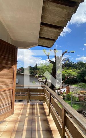 Casa à venda com 269m², 3 quartos e 1 vagaSacada