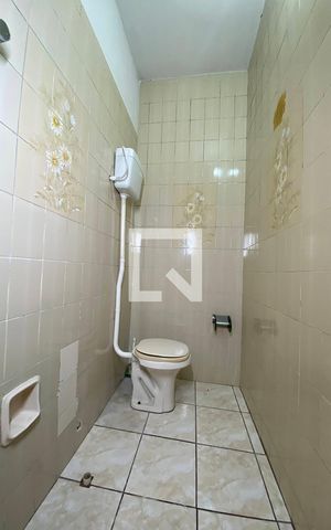 Casa à venda com 269m², 3 quartos e 1 vagaBanheiro 2