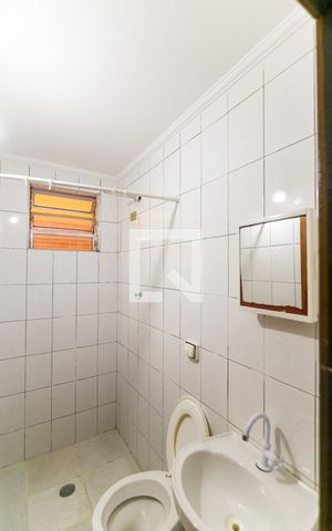 Casa à venda com 269m², 3 quartos e 2 vagas Casa à venda com 269m², 3 quartos e 2 vagasBanheiro casa 2