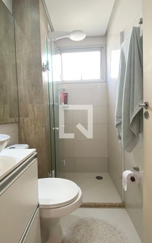 Apartamento para alugar com 55m², 2 quartos e 1 vagaBanheiro Social