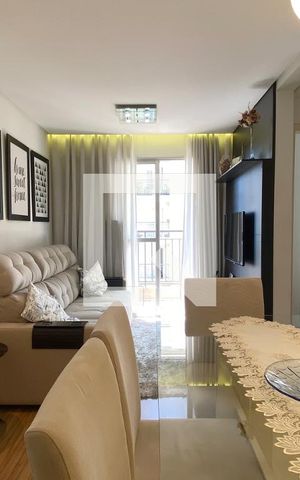 Apartamento para alugar com 55m², 2 quartos e 1 vagaSala