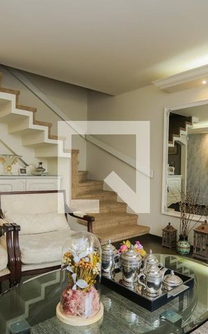 Casa à venda com 230m², 4 quartos e 3 vagasSala 1