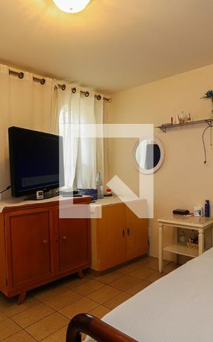 Casa à venda com 230m², 4 quartos e 3 vagasQuarto de Serviço