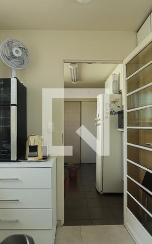 Casa à venda com 230m², 4 quartos e 3 vagasEscritório