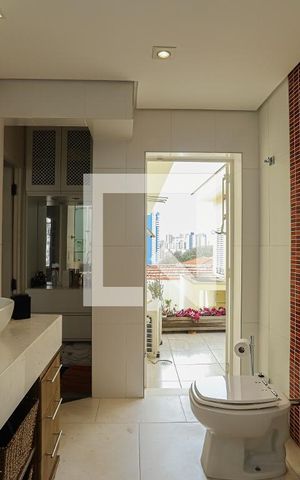 Casa à venda com 230m², 4 quartos e 3 vagasBanheiro do Quarto 3