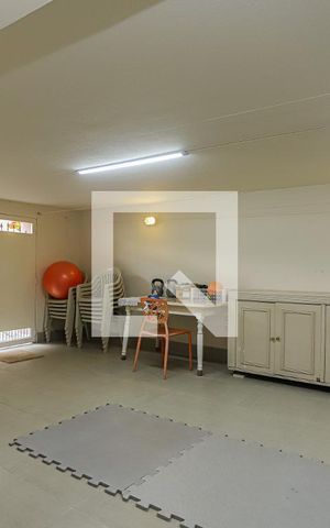 Casa à venda com 230m², 4 quartos e 3 vagasGaragem