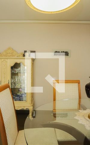 Casa à venda com 230m², 4 quartos e 3 vagasSala 3