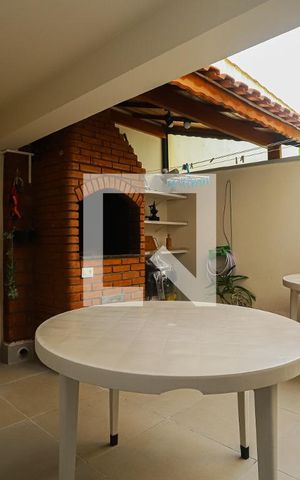 Casa à venda com 230m², 4 quartos e 3 vagasQuintal e Churrasqueira