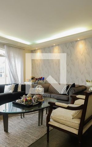 Casa à venda com 230m², 4 quartos e 3 vagasSala 1