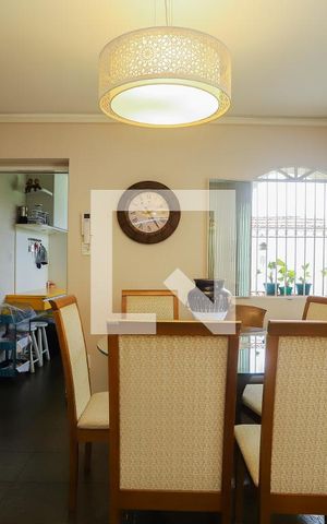 Casa à venda com 230m², 4 quartos e 3 vagasSala 3