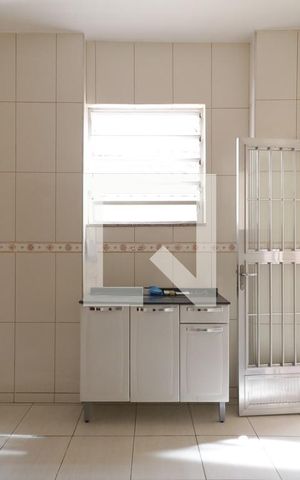 Apartamento à venda com 83m², 2 quartos e sem vaga Apartamento à venda com 83m², 2 quartos e sem vagaCozinha