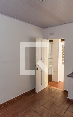 Casa para alugar com 60m², 1 quarto e 2 vagas Casa para alugar com 60m², 1 quarto e 2 vagasSala e Cozinha