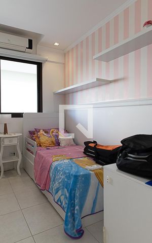 Apartamento à venda com 75m², 2 quartos e 1 vaga Apartamento à venda com 75m², 2 quartos e 1 vagaQuarto