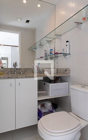 Apartamento à venda com 75m², 2 quartos e 1 vaga Apartamento à venda com 75m², 2 quartos e 1 vagaBanheiro Suíte