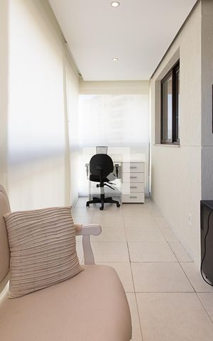 Apartamento à venda com 75m², 2 quartos e 1 vaga Apartamento à venda com 75m², 2 quartos e 1 vagaSala