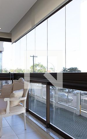 Apartamento à venda com 75m², 2 quartos e 1 vaga Apartamento à venda com 75m², 2 quartos e 1 vagaVaranda
