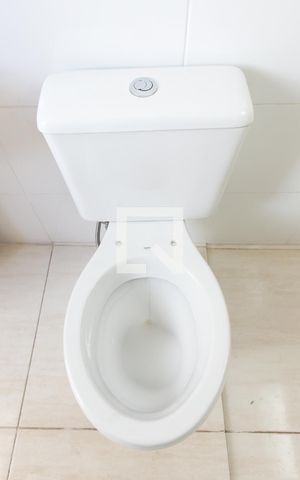 Apartamento para alugar com 42m², 2 quartos e sem vaga Apartamento para alugar com 42m², 2 quartos e sem vagaDetalhe banheiro