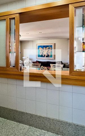 Apartamento à venda com 421m², 2 quartos e 4 vagas Apartamento à venda com 421m², 2 quartos e 4 vagasCozinha