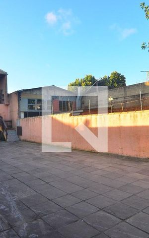 Casa para alugar com 400m², 3 quartos e 7 vagasPátio