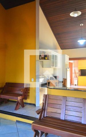 Casa para alugar com 400m², 3 quartos e 7 vagasCozinha