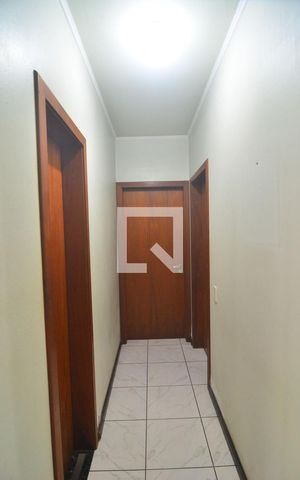 Casa para alugar com 400m², 3 quartos e 7 vagasCorredor