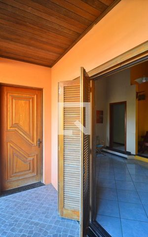 Casa para alugar com 400m², 3 quartos e 7 vagasSacada