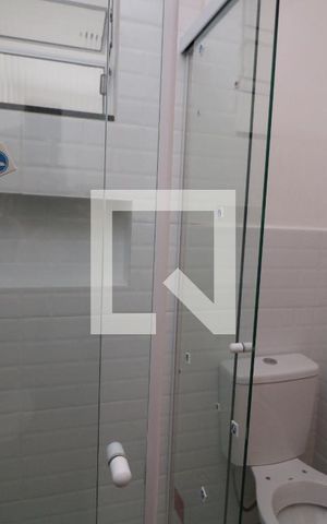 Apartamento para alugar com 50m², 2 quartos e sem vagaBanheiro