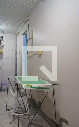 Casa à venda com 224m², 3 quartos e 3 vagascozinha 