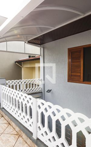 Casa à venda com 209m², 3 quartos e 3 vagasQuintal