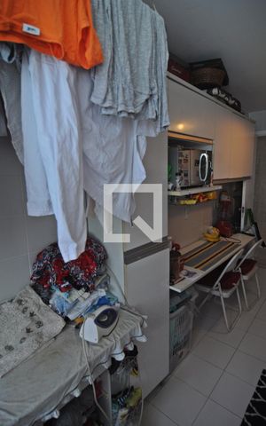 Apartamento à venda com 78m², 2 quartos e 1 vagaCozinha - Armários