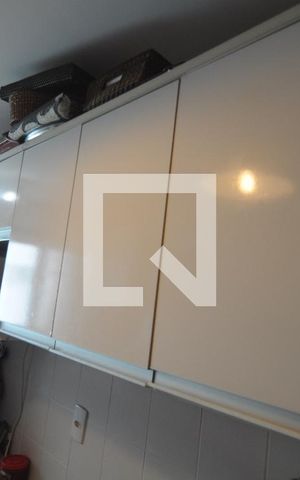 Apartamento à venda com 78m², 2 quartos e 1 vagaCozinha - Armários