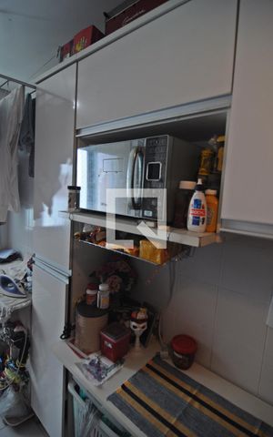 Apartamento à venda com 78m², 2 quartos e 1 vagaCozinha - Armários