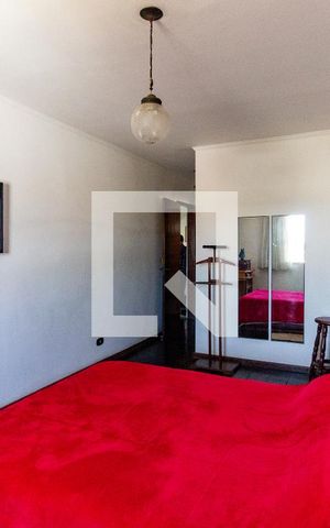 Casa à venda com 460m², 4 quartos e 5 vagas Casa à venda com 460m², 4 quartos e 5 vagasSuíte 2