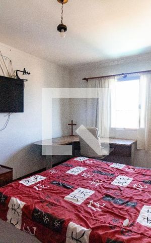 Casa à venda com 460m², 4 quartos e 5 vagas Casa à venda com 460m², 4 quartos e 5 vagasSuíte 1