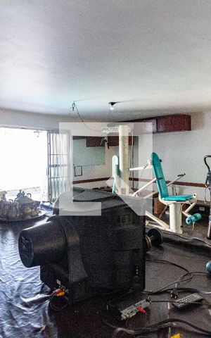 Casa à venda com 460m², 4 quartos e 5 vagas Casa à venda com 460m², 4 quartos e 5 vagasSalão de Festa